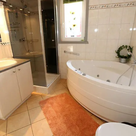 Ferienhaus Muschel Mit Terrasse Holiday home *